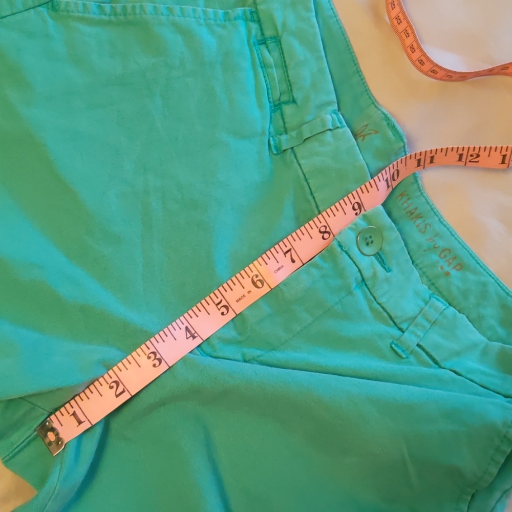 Women's Gap Bermuda Shorts - Picture 6 of 7